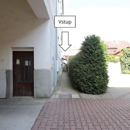 Moderny Apartman S Krbom Жилина Екстериор снимка